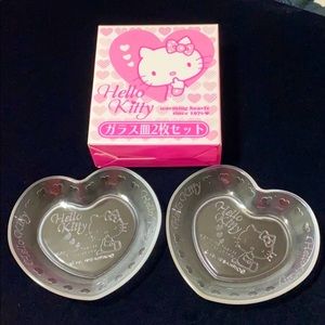 🖤NEW💕Sanrio Hello kitty heart plate set